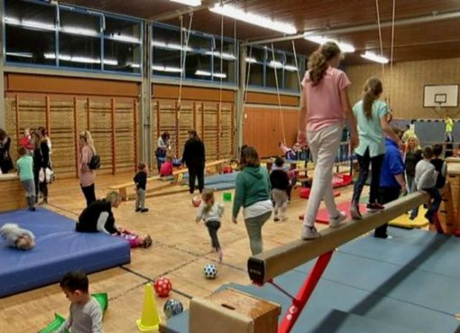 Winterspielplatz in der Sporthalle