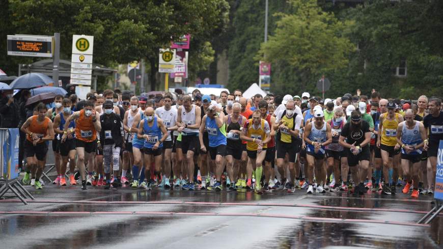 Start des Halbmarathon Berlin-Reinickendorf am 29.8.2021 - Foto: © Andras Schwarz