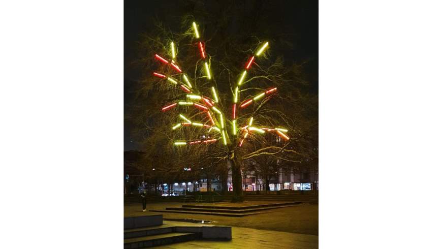 Lichtinstallation auf dem Franz-Neumann-Platz